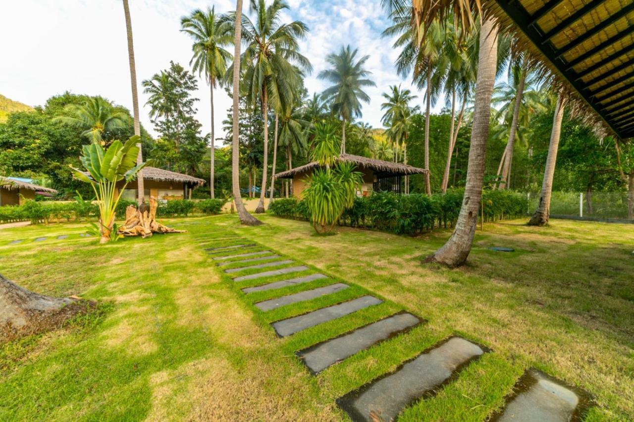 Suan Residence - Exotic And Contemporary Bungalows With Private Pool Chaloklum Buitenkant foto