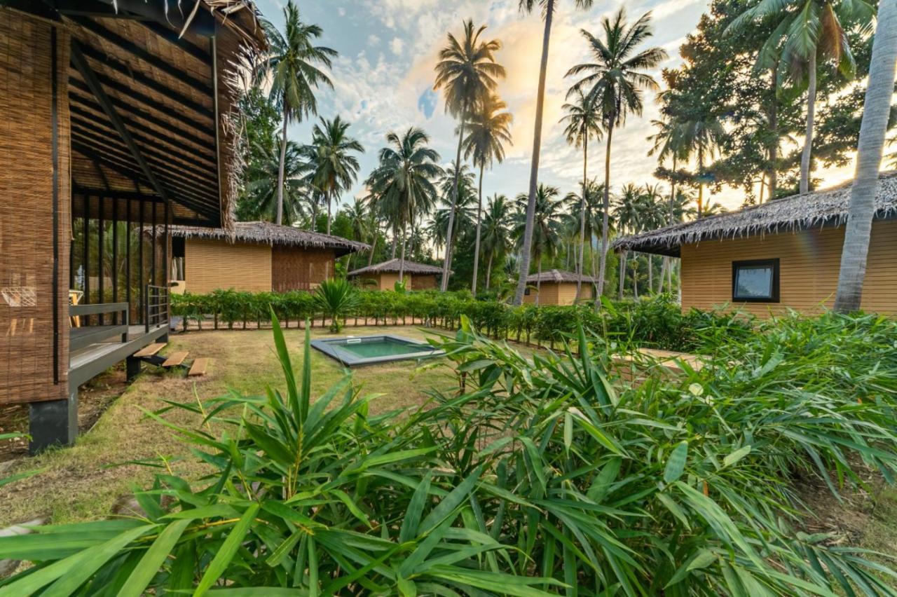 Suan Residence - Exotic And Contemporary Bungalows With Private Pool Chaloklum Buitenkant foto